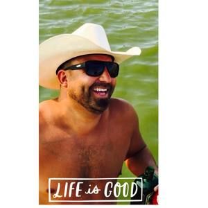 Meet your Posher, Santino